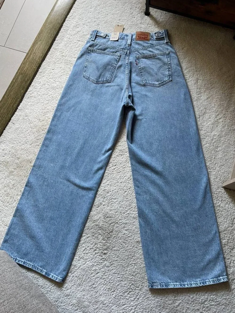 NWT Levi's Cinch Baggy High Rise Women's Jeans Size 28/31 - Picture 6 of 13